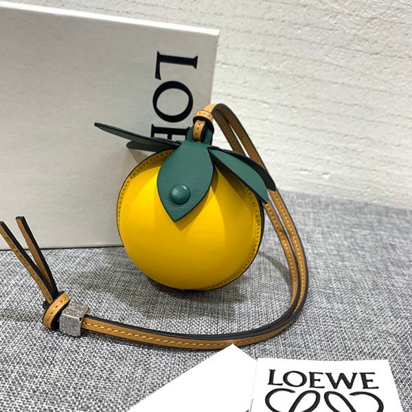 No. 1 in cumulative sales! Loewe Passion Fruit Pouch Anagram Dice Replica LOP34484