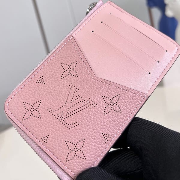 Recommended Louis Vuitton Mini Wallet Fragment Case? Coin Purse Copy vuy76847