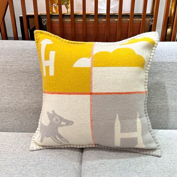 Hermes Cushion Replica Avalon Epope H103511M Hermes Cushion Replica Avalon Epope H103511M