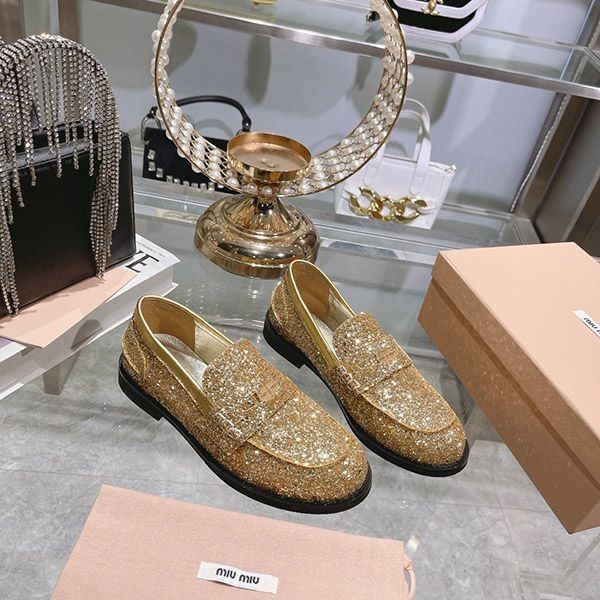 Popular all over the world? Miu Miu Glitter Loafers Replica myl75482