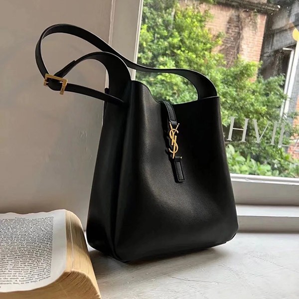 Monogram Saint Laurent LE 5 A 7 Replica Small Hobo Bag 713938A Monogram Saint Laurent LE 5 A 7 Replica Small Hobo Bag 713938A