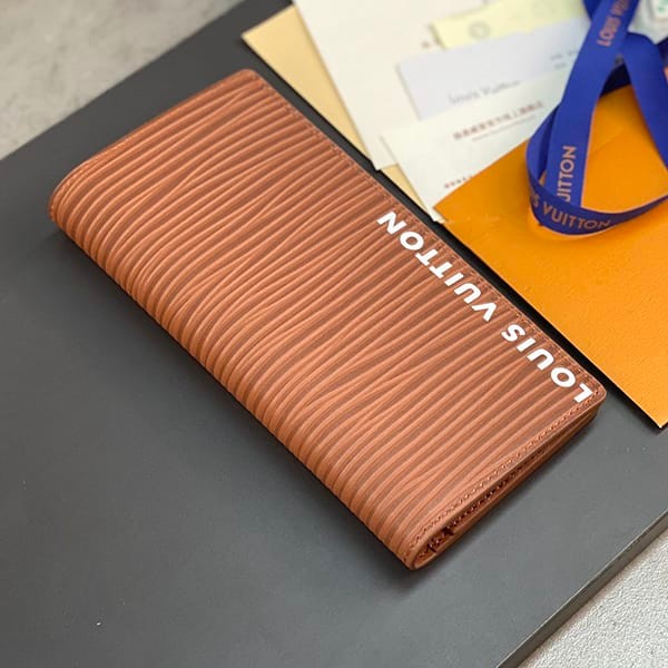 n grade recommended Louis Vuitton Portefeuille Brother Replica Long Wallet M82631