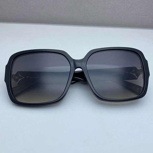 Louis Vuitton Sunglasses Replica Flower Edge Square vuj96967