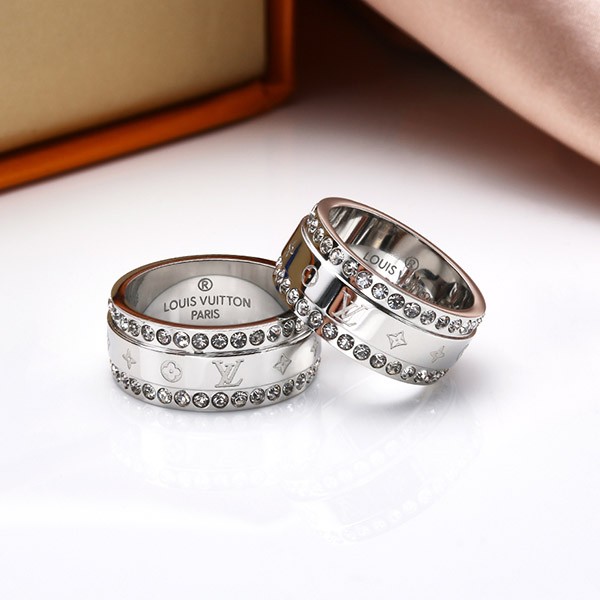 Louis Vuitton Ring Replica Berg Twisted Flower vux37867