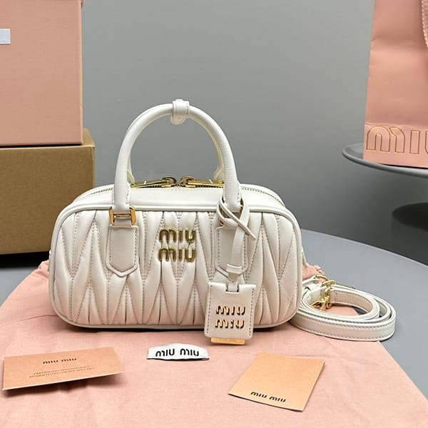 Rare Miu Miu Replica Arcadi Matelasse Bag myc34861 Rare Miu Miu Replica Arcadi Matelasse Bag myc34861
