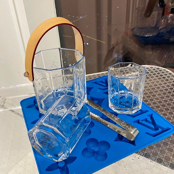 Louis Vuitton Replica Whiskey Glass & Ice Bucket Set vut81430