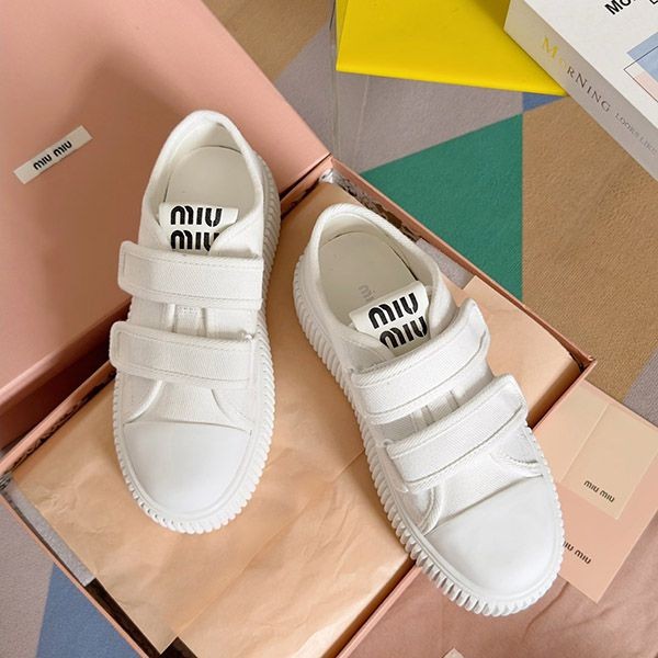 Miu Miu sneakers painted logo canvas mym86767 Miu Miu sneakers painted logo canvas mym86767