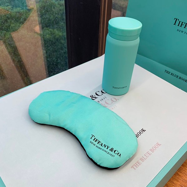Tiffany fake eye mask? With case? Gift Tir74003