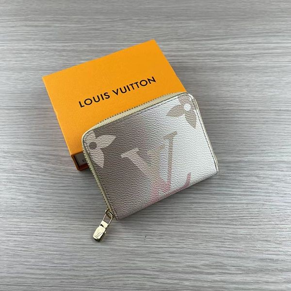 The hottest topic! Louis Vuitton ★ Zippy coin purse ★ Super copy vui09604