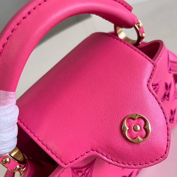 ★Safe shipping with tracking Louis Vuitton handbag Capucines replica mini vui26339