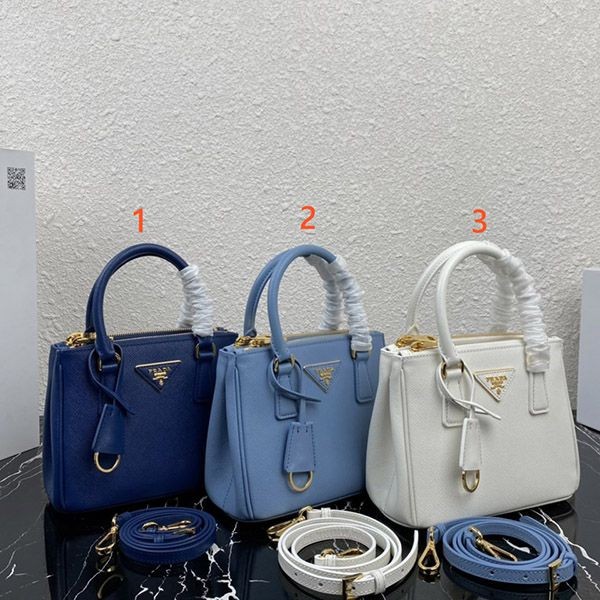 Prada Galleria Saffiano Leather Bag Replica pui18120