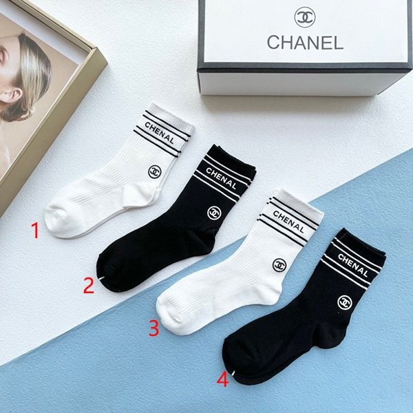 New and hard to find Chanel socks in box, fake shw67307