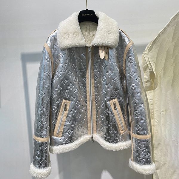 21-22AW Louis Vuitton Monogram Flower Reversible Jacket Replica vur63507 21-22AW Louis Vuitton Monogram Flower Reversible Jacket Replica vur63507