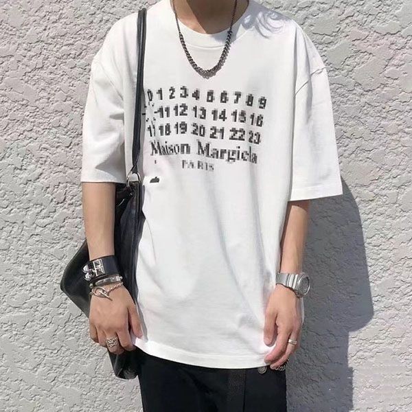 Very popular! Maison Margiela number logo T-shirt copy white Mab80079 Very popular! Maison Margiela number logo T-shirt copy white Mab80079