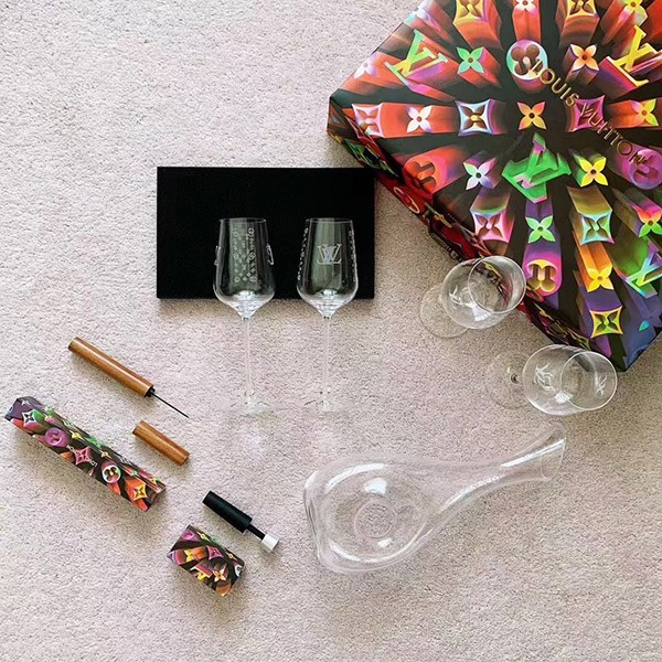 Louis Vuitton LV Wine Glass Set Replica vua02398