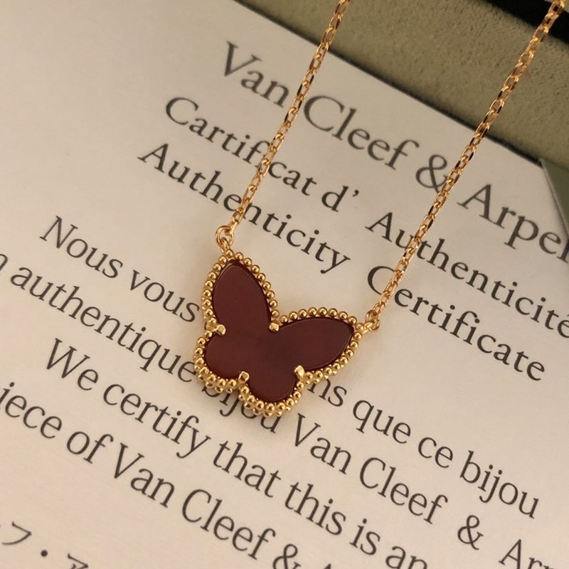 21AW New Release Van Cleef & Arpels Replica Alhambra Papillon Pendant vam42606