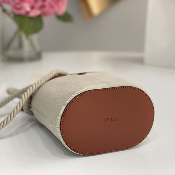 Not available in Japan Chloe Women's Key Small Bucket Bag Replica cho71205