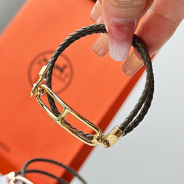 Hard to find Hermes choker, Louris leather double bracelet replica erk98359