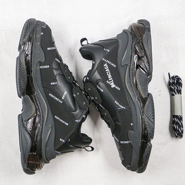 New limited edition Balenciaga Triple S sneakers replica baz35977