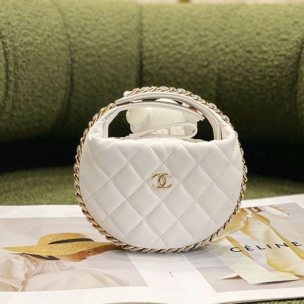 ★Japan!! Popular! Chanel Leather Mato Pouch Replica Round Clutch shx71519