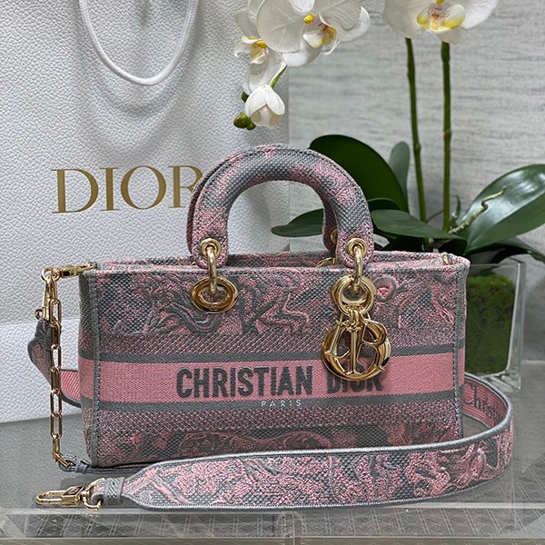 Dior Lady D-Joy Bag Replica Medium M89E Dior Lady D-Joy Bag Replica Medium M89E