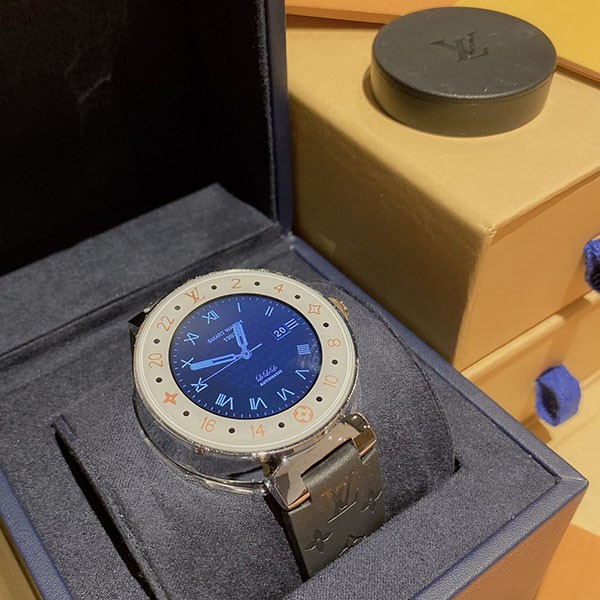 Ultra-limited edition Louis Vuitton smartwatch full touch screen 42mm vuj24873