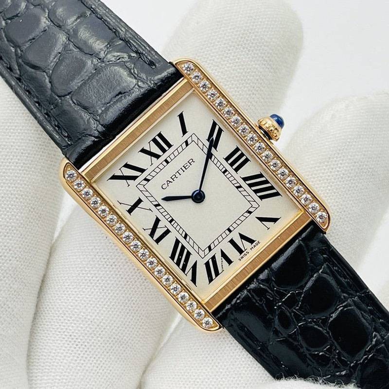 Eye-catching color Cartier Tank Solo replica kal20280 Eye-catching color Cartier Tank Solo replica kal20280