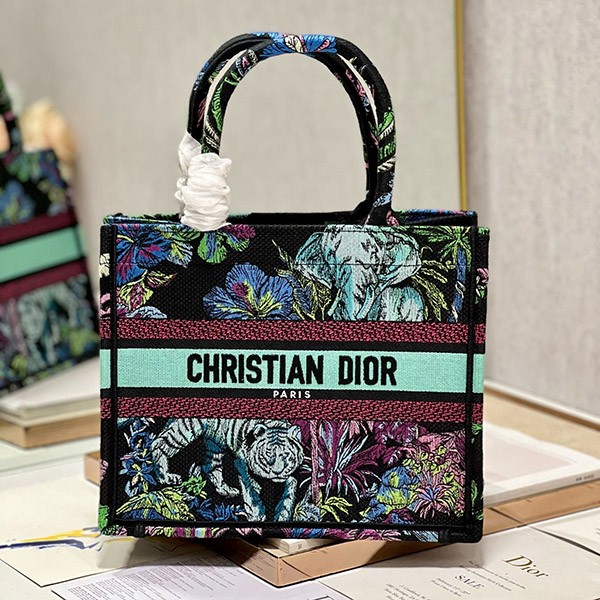 Hard to find replica Dior book tote bag small ded23507 Hard to find replica Dior book tote bag small ded23507
