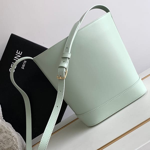 n-grade recommended Celine Cuir Triomphe small bucket bag replica Cej17971