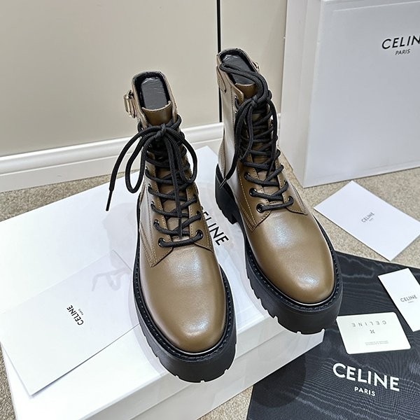 Extremely eye-catching! Celine Bulky Lace-up Boots Replica Cew51847