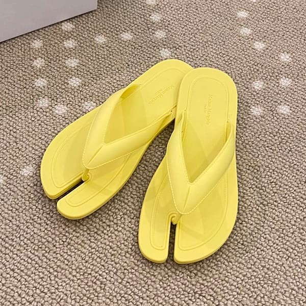 N-grade recommended Maison Margiela replica tabi split toe thong sandals Maq81113