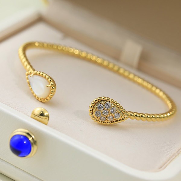 Boucheron Replica Serpent Bohème Twin Motif Bangle buz45846