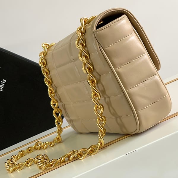 Very popular all over the world? Celine copy monochrome padded shoulder bag Ceq51215