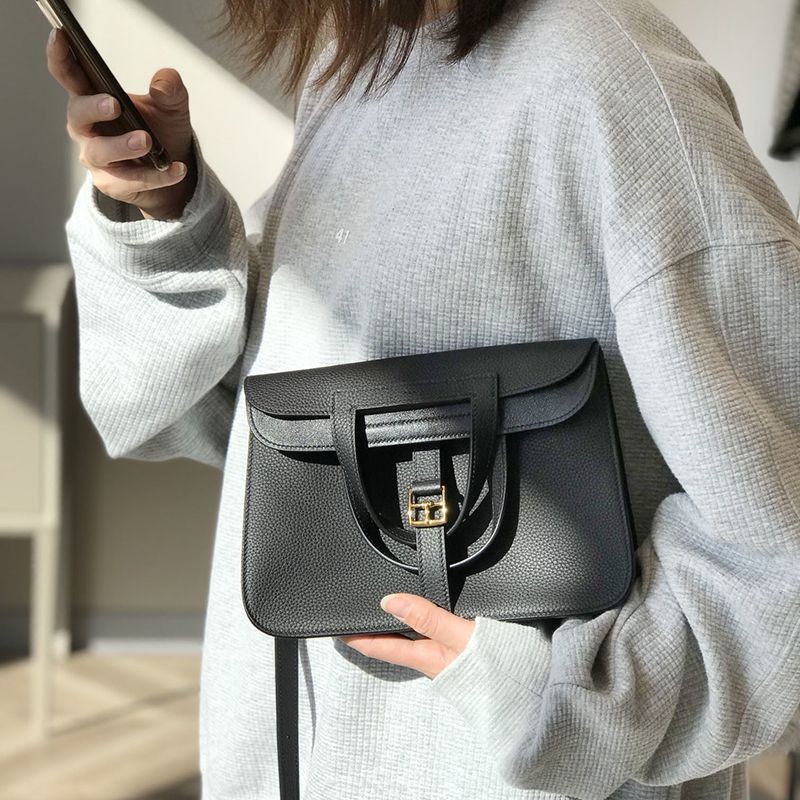 Cute and ready to ship Hermes Halzan Mini 5WAY bag, fake erw81748