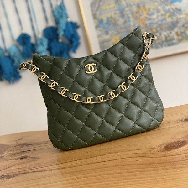 Competition for Chanel Hobo Bag Replica shg52948