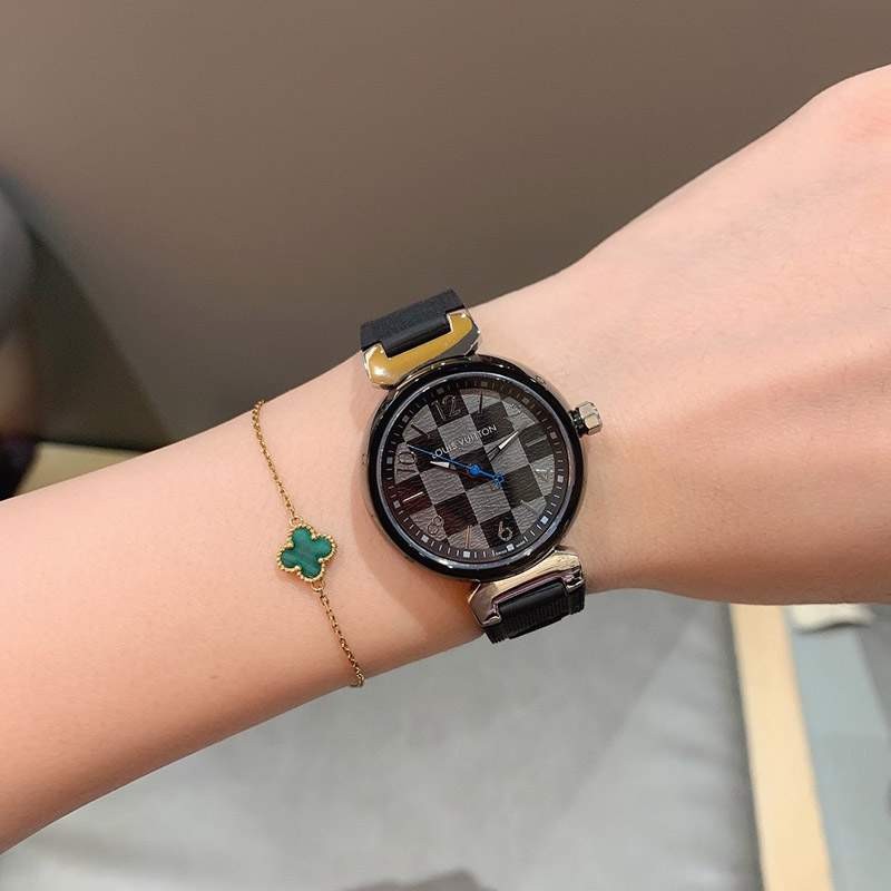 Very popular! Louis Vuitton watch replica Tambour Street Diver 33mm vuy19704