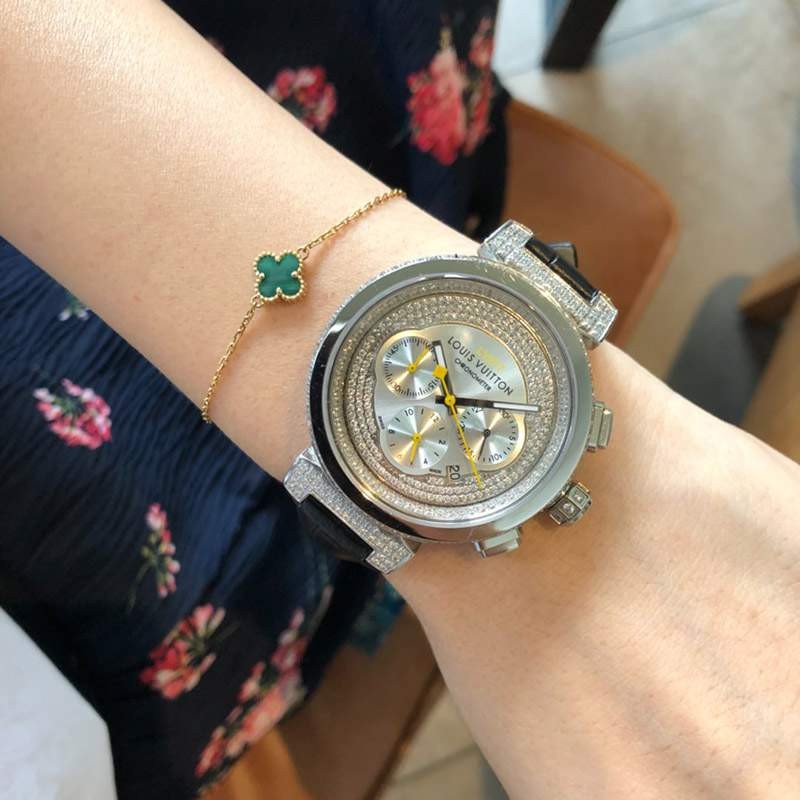 Popular Louis Vuitton watch replica Tambour Street Diver 39mm vuy15520