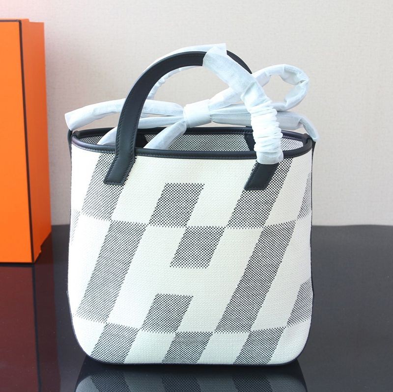 [Not available in Japan] Hermes Ambier 27 Canvas Tote Bag Replica erd21909