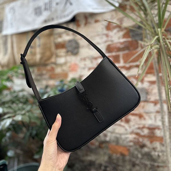 Yves Saint Laurent Le Saint Cassette Replica (Smooth Leather) Sam76994