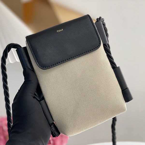 Very popular: Chloe KEY fake smartphone pouch with shiny calfskin flap chh08674