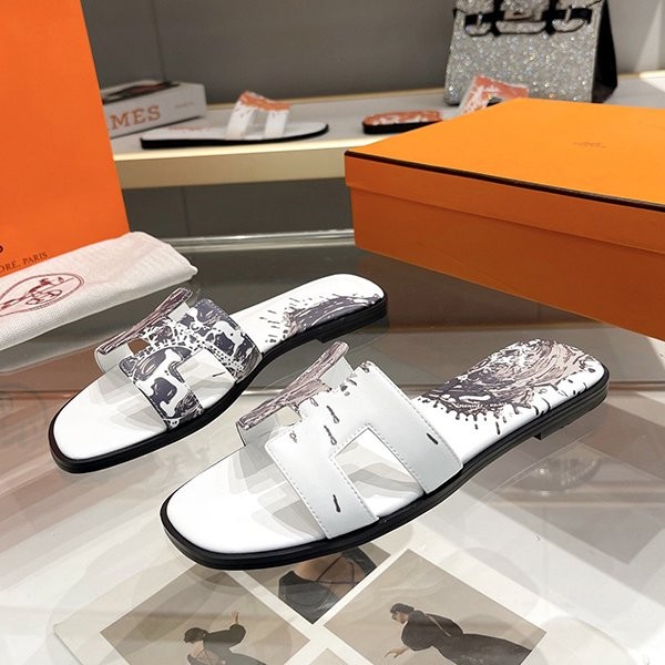 I definitely want it! Cute? Hermes Santorini Sandals Replica erb73009