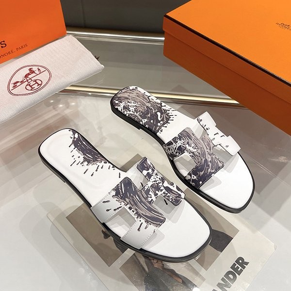 I definitely want it! Cute? Hermes Santorini Sandals Replica erb73009