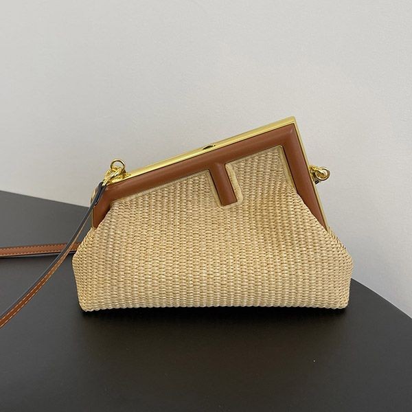Very popular! Fendi First Midi Raffia Bag Replica fez03813