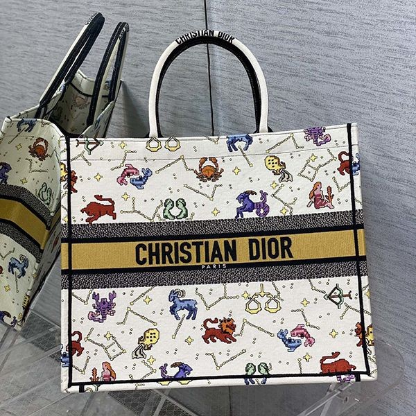 Hard to find Dior BOOK TOTE replica Jardin d'Hiver floral embroidery SML dew17736 Hard to find Dior BOOK TOTE replica Jardin d'Hiver floral embroidery SML dew17736