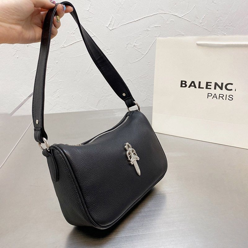 Competition for Chrome Hearts Dagger Shoulder Bag Replica Kug47638