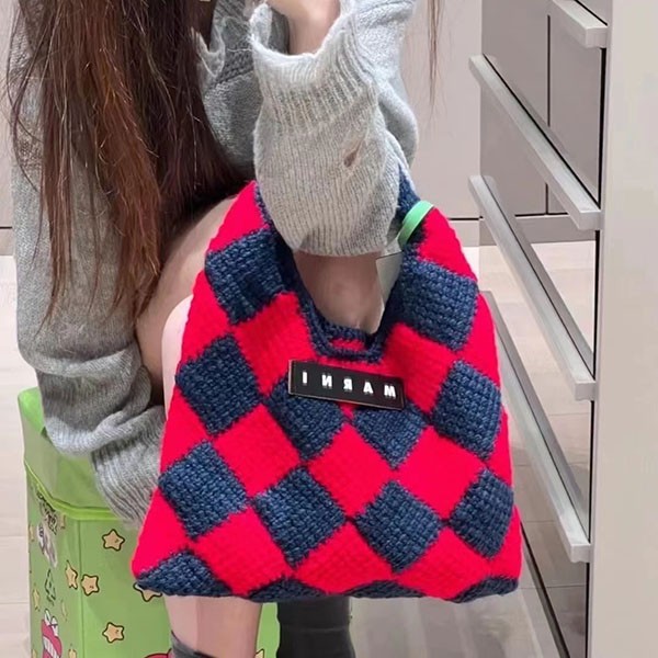 Marni Market Replica Tech Wool Diamond Small Bag Red mat67258