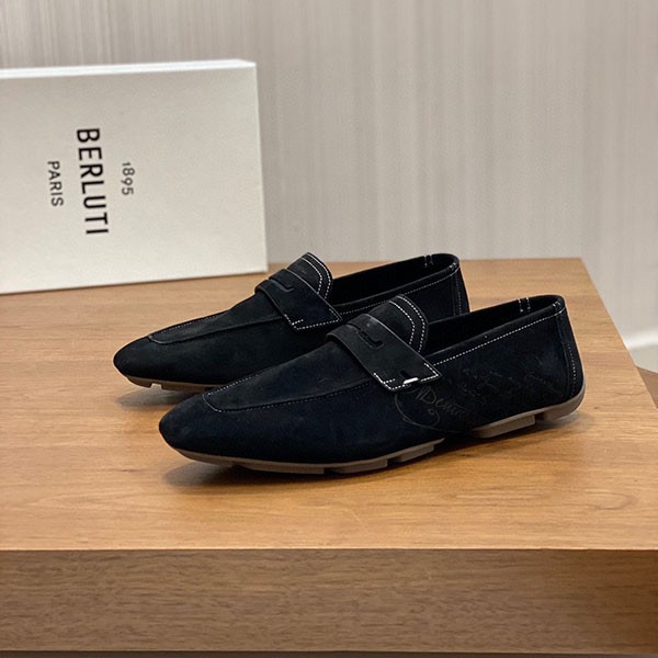 The most popular Berluti replica Lorenzo Drive Scritto Camocchio Loafers beq47393 The most popular Berluti replica Lorenzo Drive Scritto Camocchio Loafers beq47393