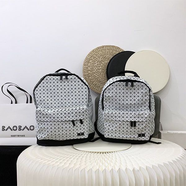 Battle for the Bao Bao Issey Miyake Backpack 2 sizes fake bak81407