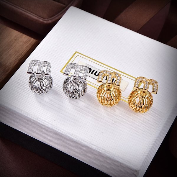 The ribbon is so cute! Miu Miu logo earrings replica, 2 colors, myn29528