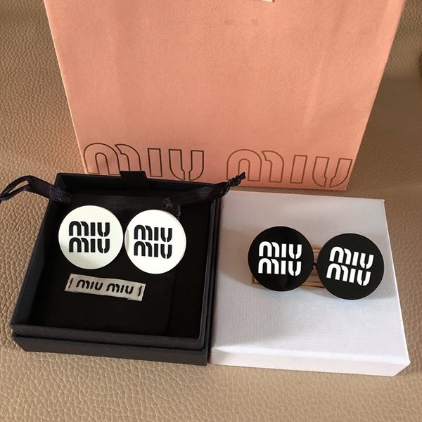 Hard to find! Miu Miu earrings replica logo myj25036